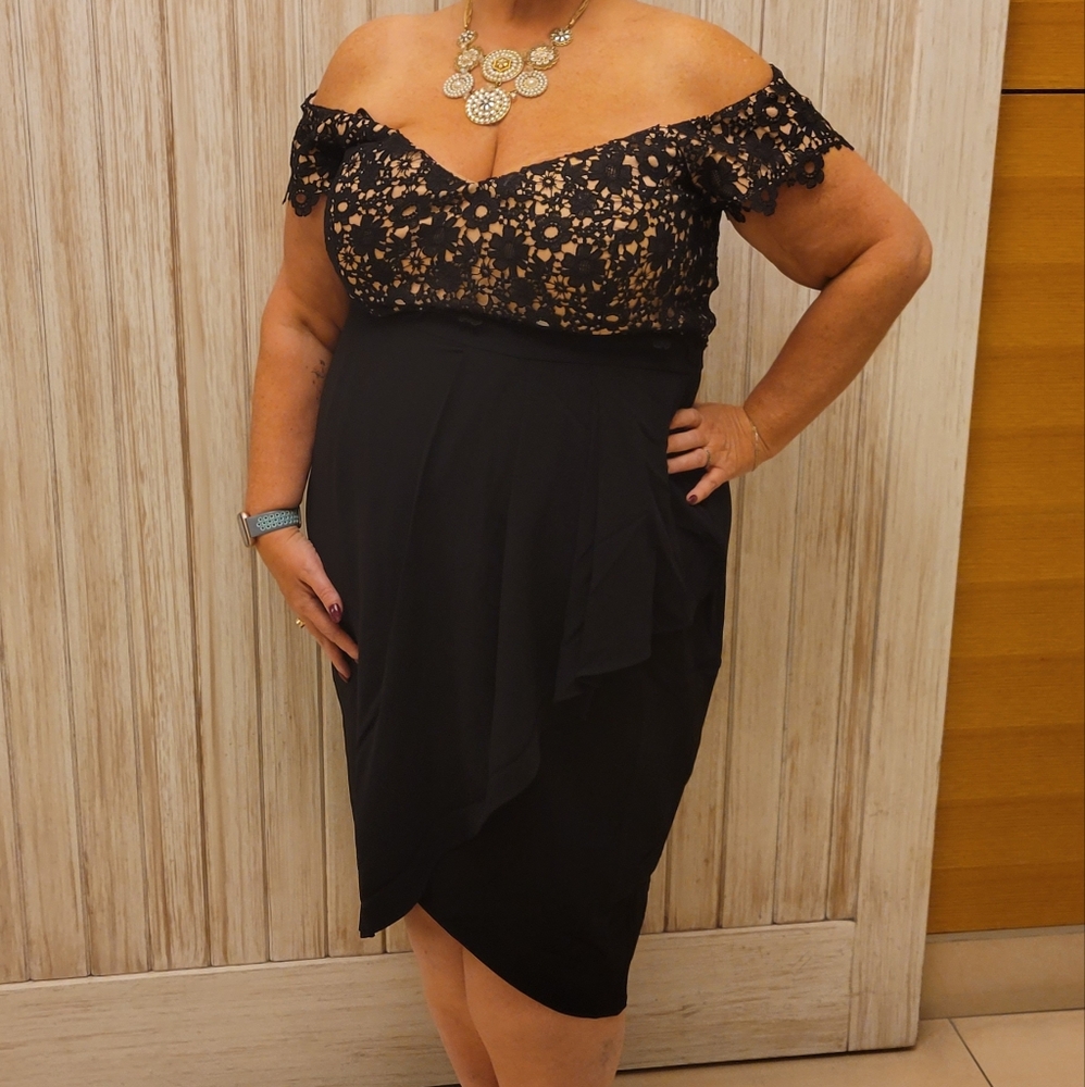City chic cocktail dress